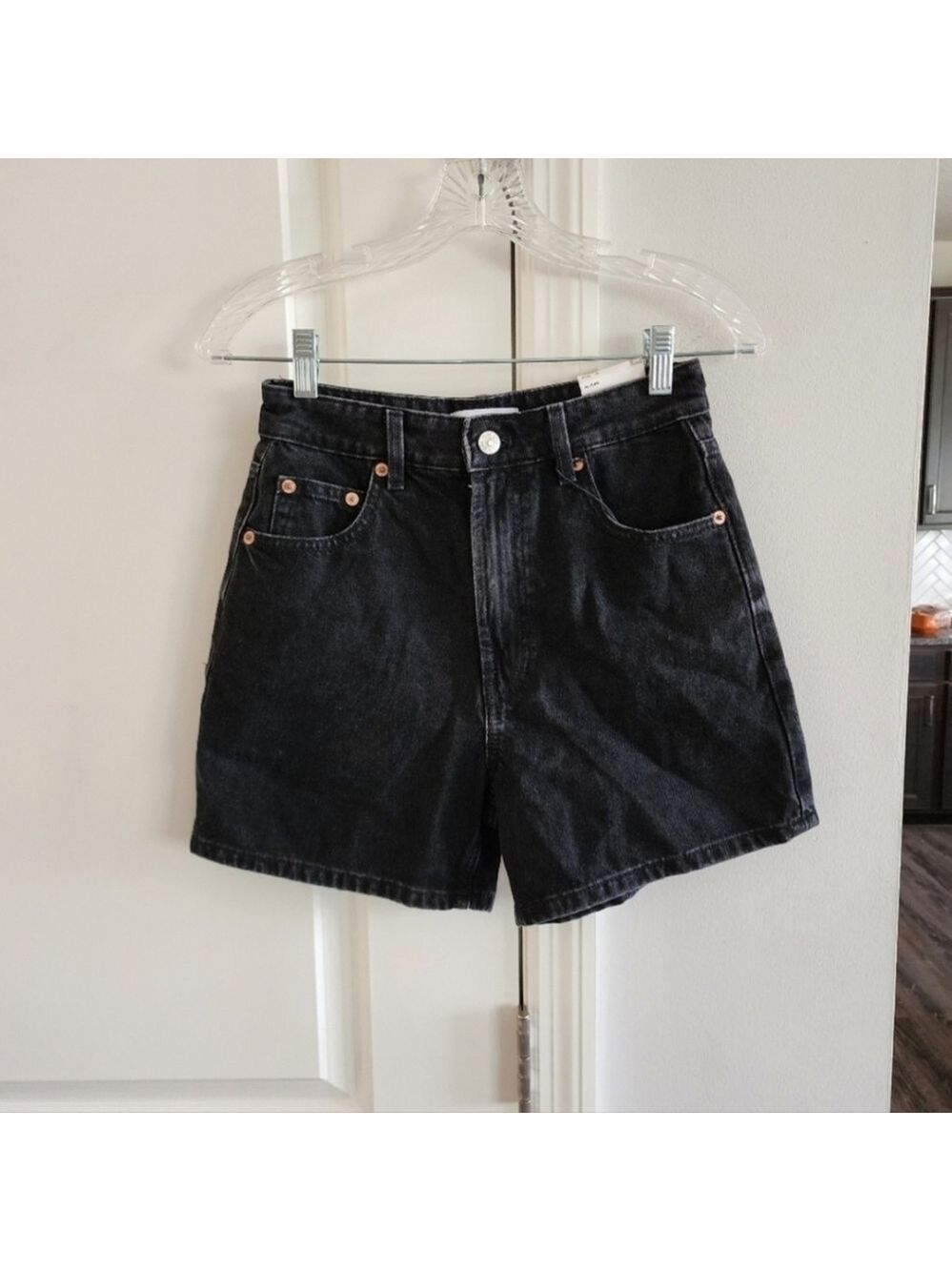 Zara Hi- Rise Denim Shorts Size 2 - Picture 2 of 6